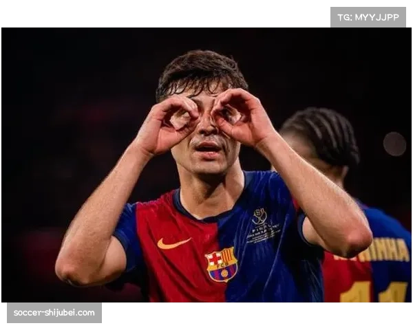 西班牙队佩德里与罗德里中场双核控球传导体系成熟